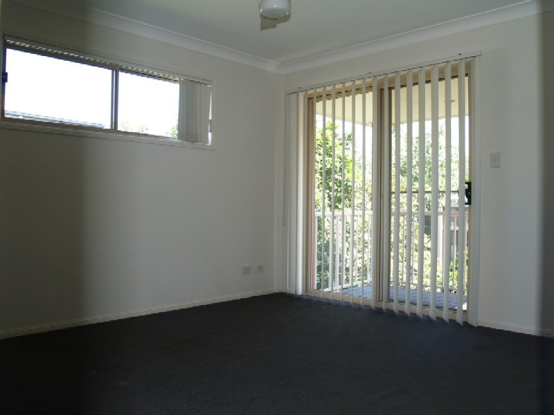 Pacific Pines QLD 4211