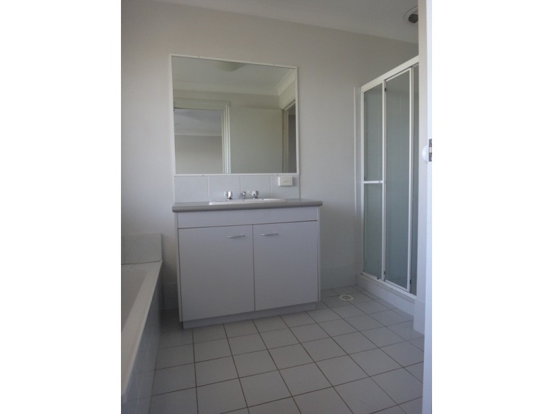 A/757 Ashmore Road, Ashmore QLD 4214