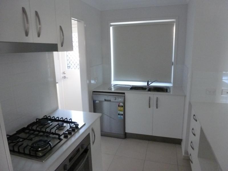 1/86 Carselgrove Ave, Fitzgibbon QLD 4018