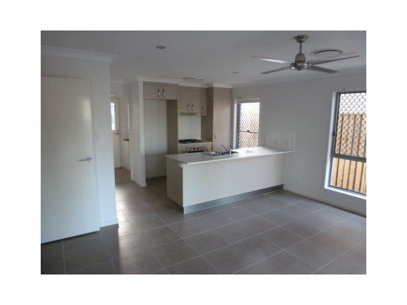 32/86 Carselgrove Ave, Fitzgibbon QLD 4018