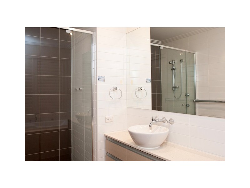 42/226 Varsity Parade, Varsity Lakes QLD 4227