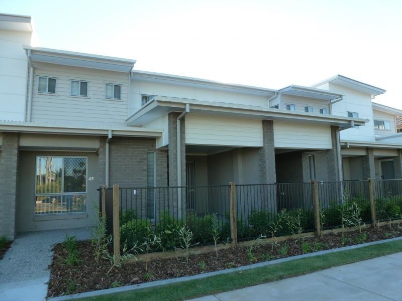 44/86 Carselgrove Ave, Fitzgibbon QLD 4018