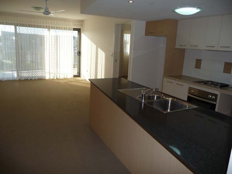 52/10 Grand Parade, Kawana Island QLD 4575