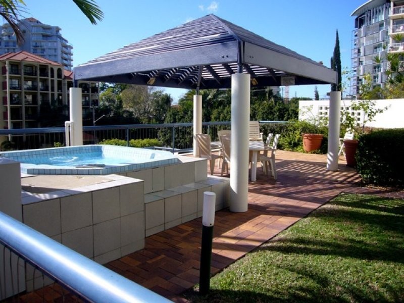 57 Lambert Street, Kangaroo Point QLD 4169