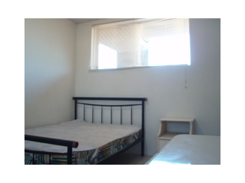4/26 Darrambal Street, Surfers Paradise QLD 4217