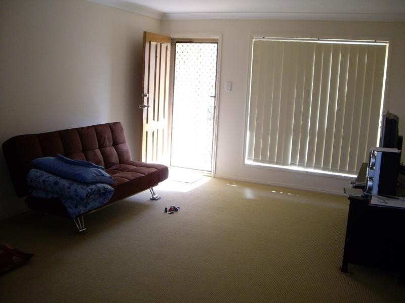 2/1 Johnston Street, Carina QLD 4152