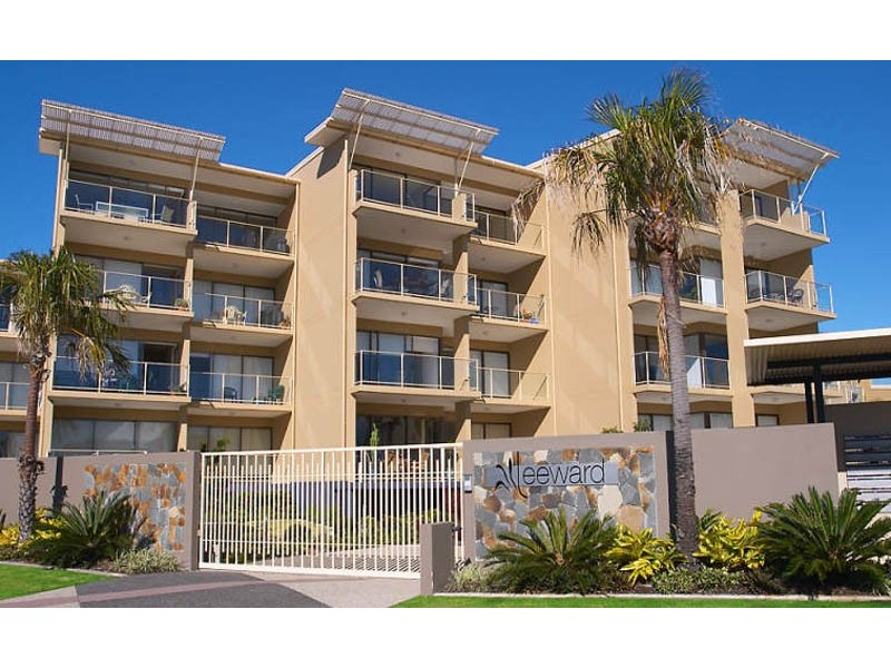 10/1 Grenada Way, Kawana Island QLD 4575