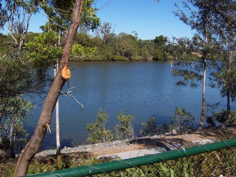 13/4 Koala Town Rd, Upper Coomera QLD 4209