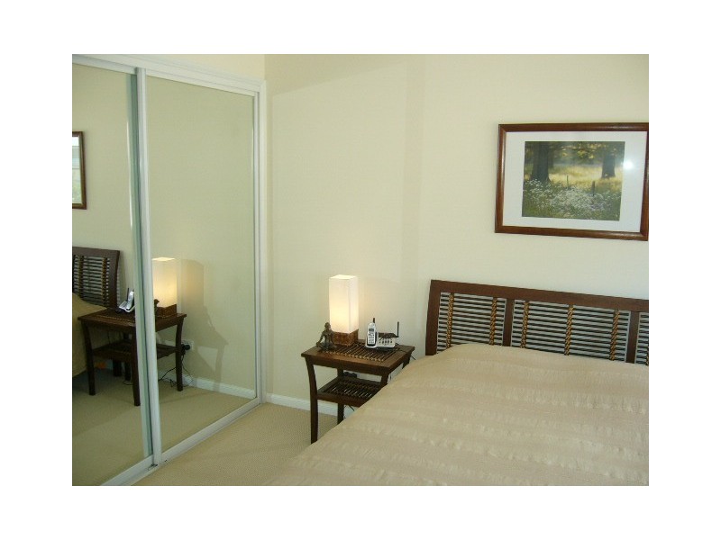 25/18 Tallebudgeraba Creek Rd,, Burleigh Heads QLD 4220