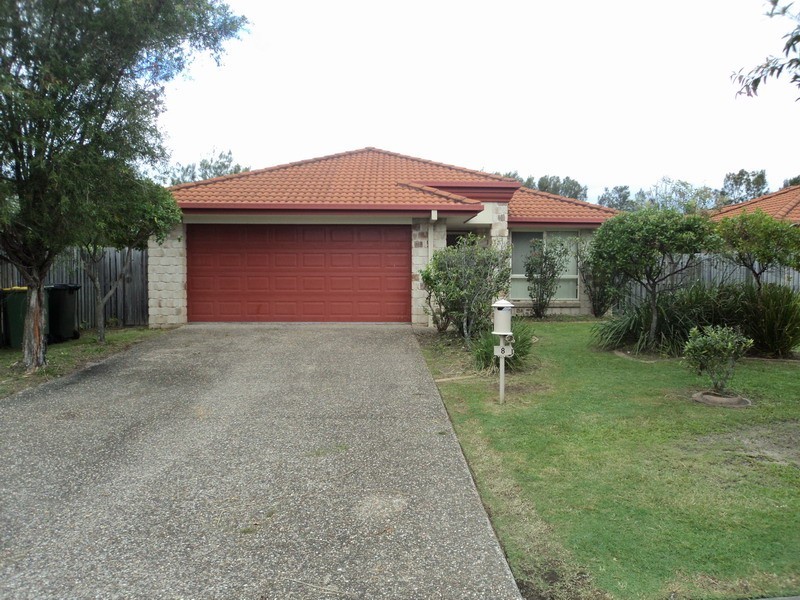 8 Tracey Cres, Varsity Lakes QLD 4227