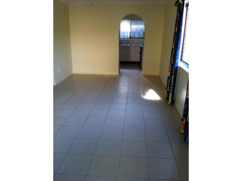 1/9 Queen Street, Scarborough QLD 4020
