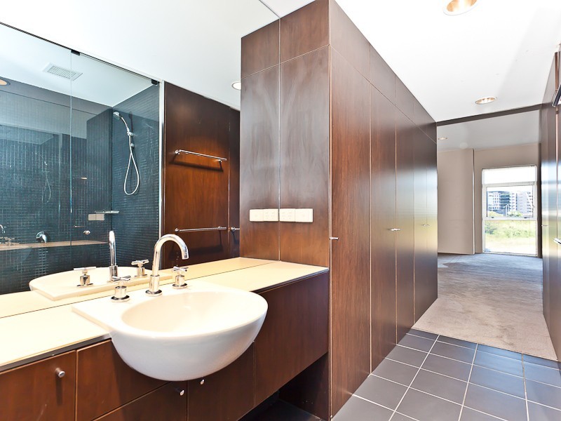 38 Skyring Terrace, Teneriffe QLD 4005