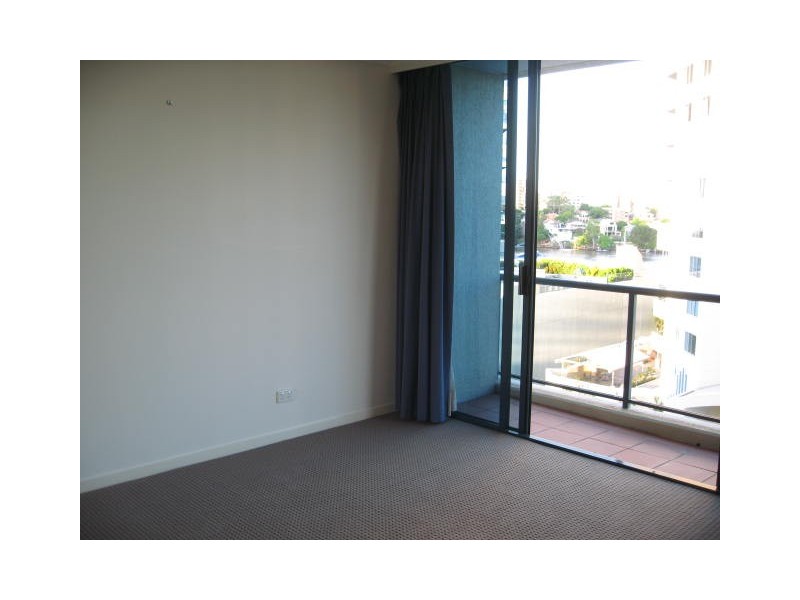 35 Ferry Street, Kangaroo Point QLD 4169