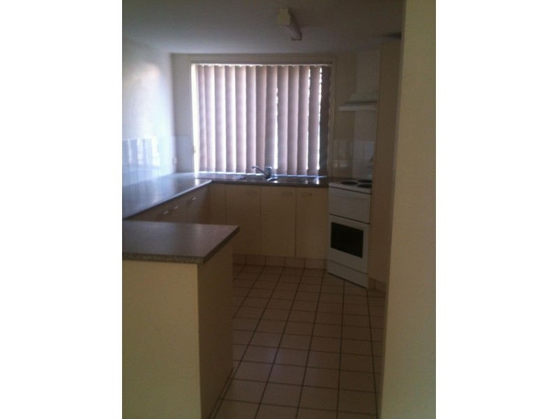 220 Christine Ave, Burleigh Waters QLD 4220