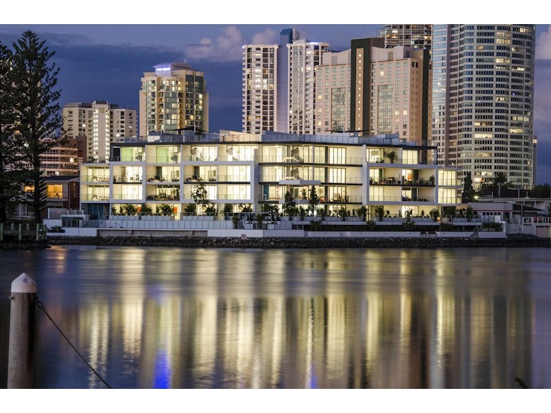 30 Paradise Island, Surfers Paradise QLD 4217