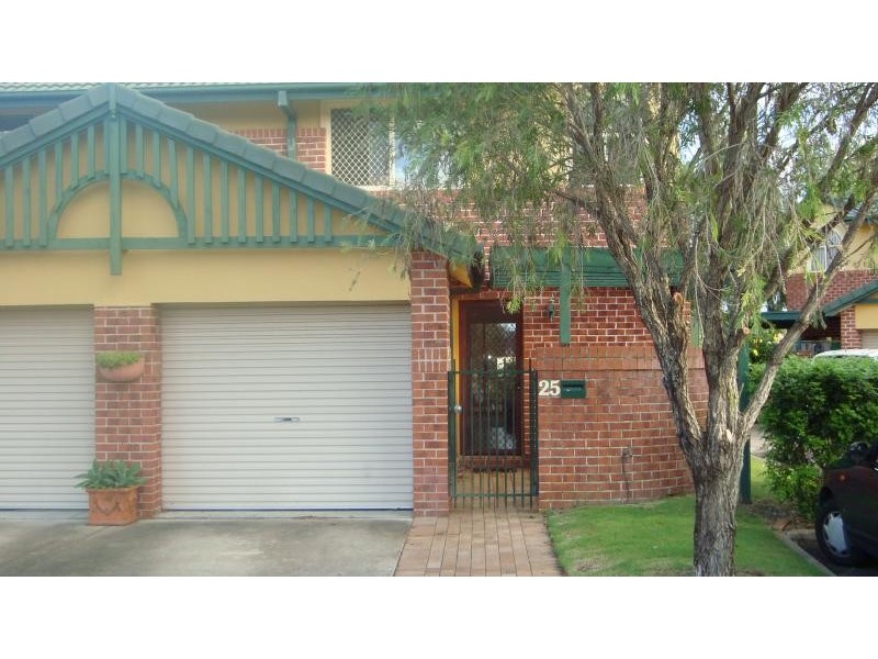 25/9 Santa Cruz Blvd, Clear Island Waters QLD 4226