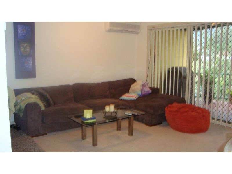 25/9 Santa Cruz Blvd, Clear Island Waters QLD 4226