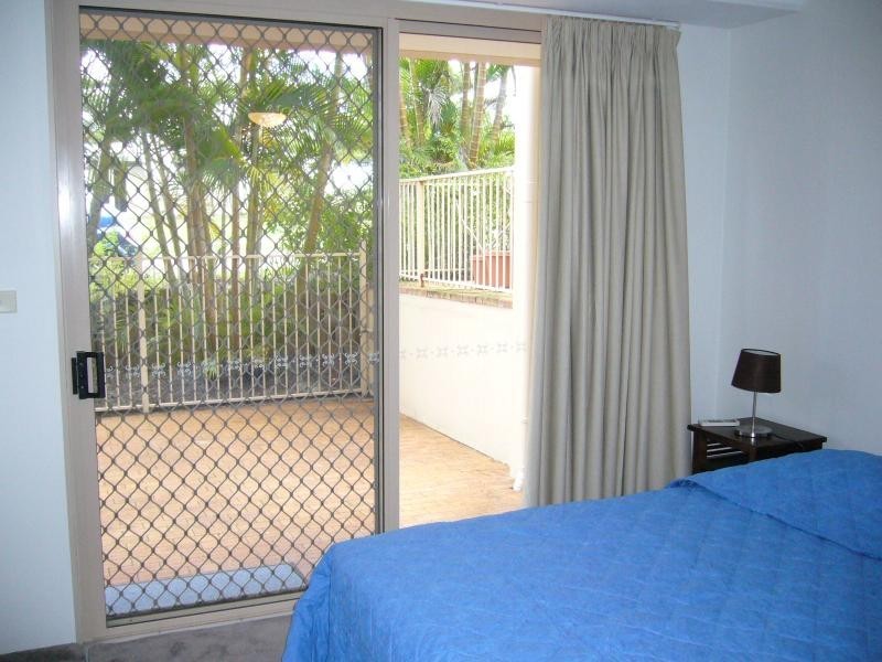 15 Santa Monica Blvd, Miami QLD 4220
