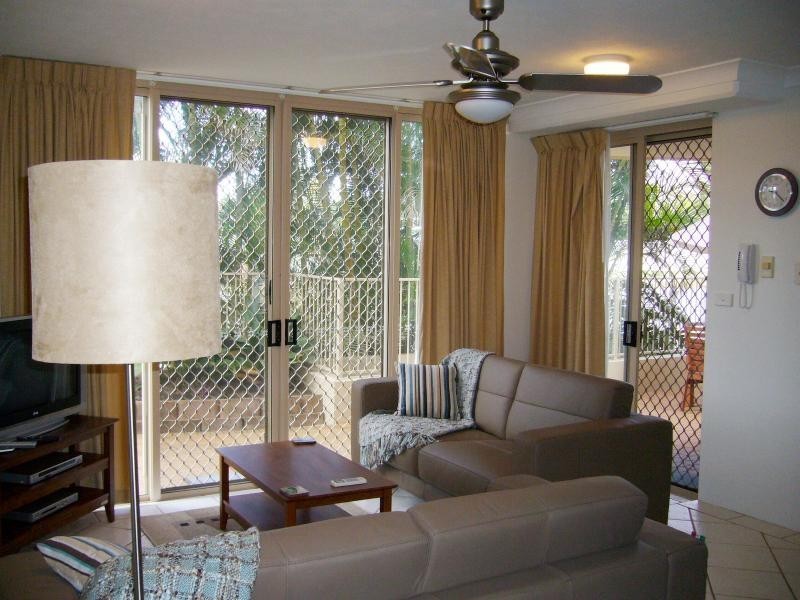 15 Santa Monica Blvd, Miami QLD 4220