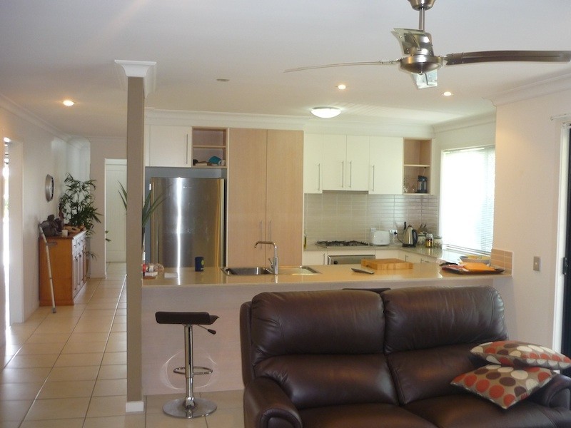 5 The Promenade, Hendra QLD 4011