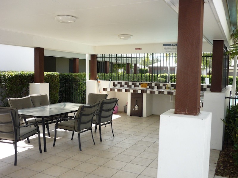 5 The Promenade, Hendra QLD 4011