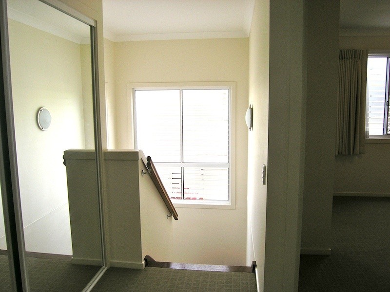 2/25 Dalziel Street, Nundah QLD 4012