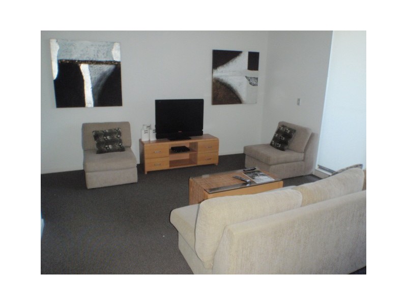 1-3 Aqua St, Southport QLD 4215