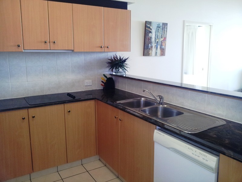 45 Deakin Street, Kangaroo Point QLD 4169