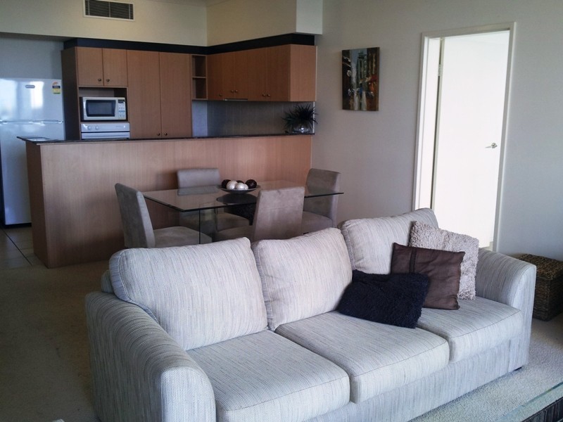 45 Deakin Street, Kangaroo Point QLD 4169