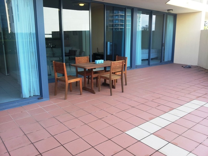 45 Deakin Street, Kangaroo Point QLD 4169