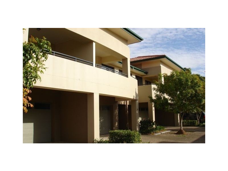 45 Prospect Court & 1 Geraldton Drive, Robina QLD 4226