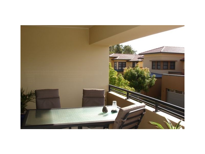 45 Prospect Court & 1 Geraldton Drive, Robina QLD 4226