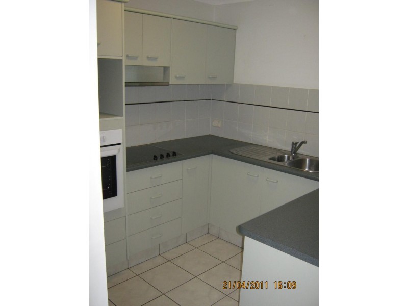 1/8 Catherine Court, Labrador QLD 4215