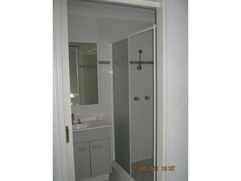 1/8 Catherine Court, Labrador QLD 4215