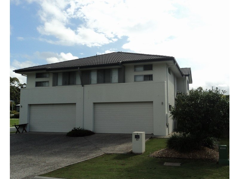 13 Marks Drive, Varsity Lakes QLD 4227