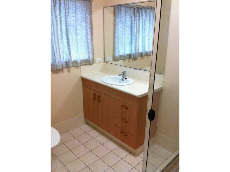 17 Tracey Cres, Varsity Lakes QLD 4227