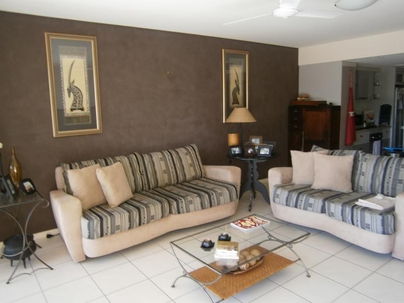 1 Grenada Way, Kawana Island QLD 4575