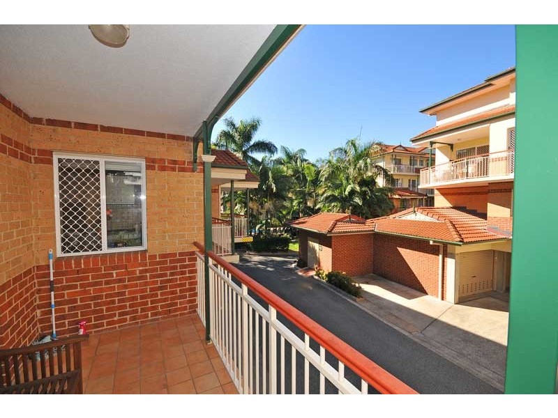 33/10 Maryvale Street, Toowong QLD 4066