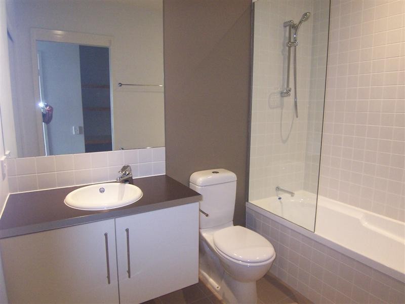 42 Scottsdale Drive,, Robina QLD 4226