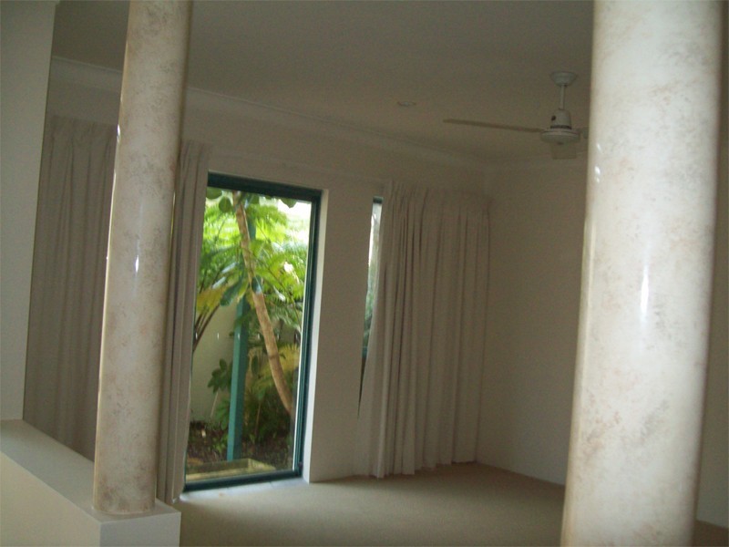 3 Lee Road, Runaway Bay QLD 4216
