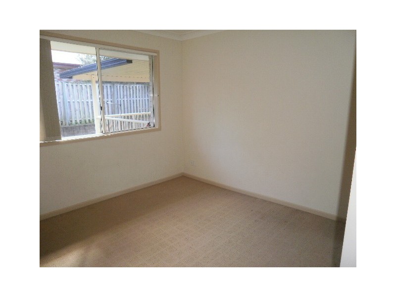 Pacific Pines QLD 4211