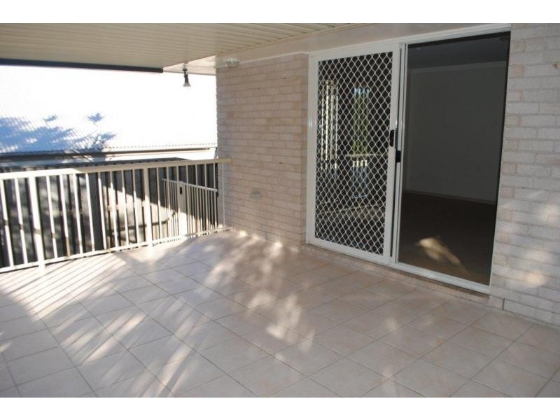 39 Sheffield Circuit, Pacific Pines QLD 4211