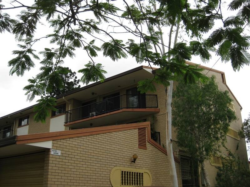 10/116 Clarence Rd, Indooroopilly QLD 4068