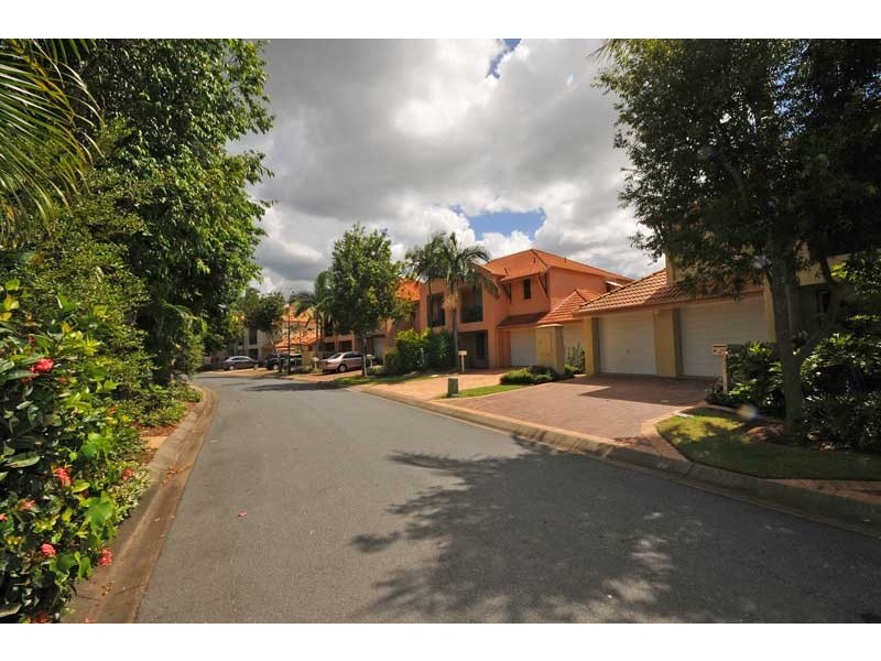 28/101 Coutts Street, Bulimba QLD 4171