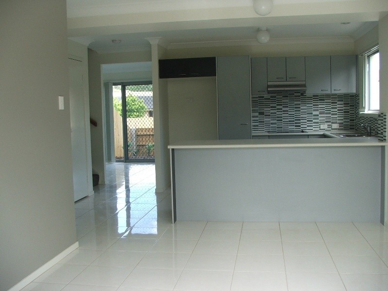 30 Carmarthen Circuit, Pacific Pines QLD 4211