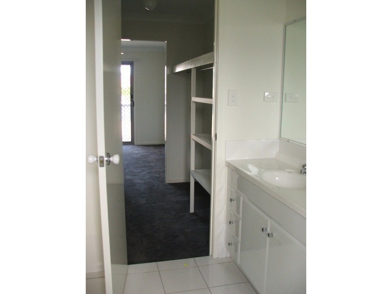 30 Carmarthen Circuit, Pacific Pines QLD 4211