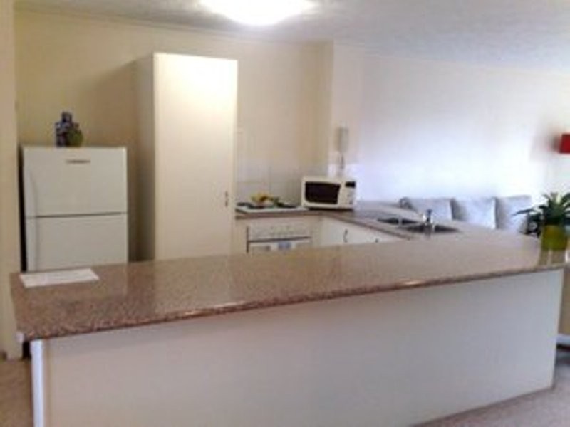 2/170 High St, Southport QLD 4215