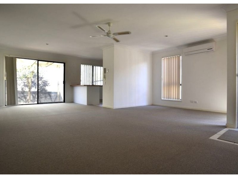 48/24 Amsonia Court,, Arundel QLD 4214