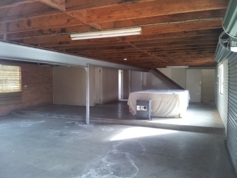 221 Benowa Road, Benowa QLD 4217