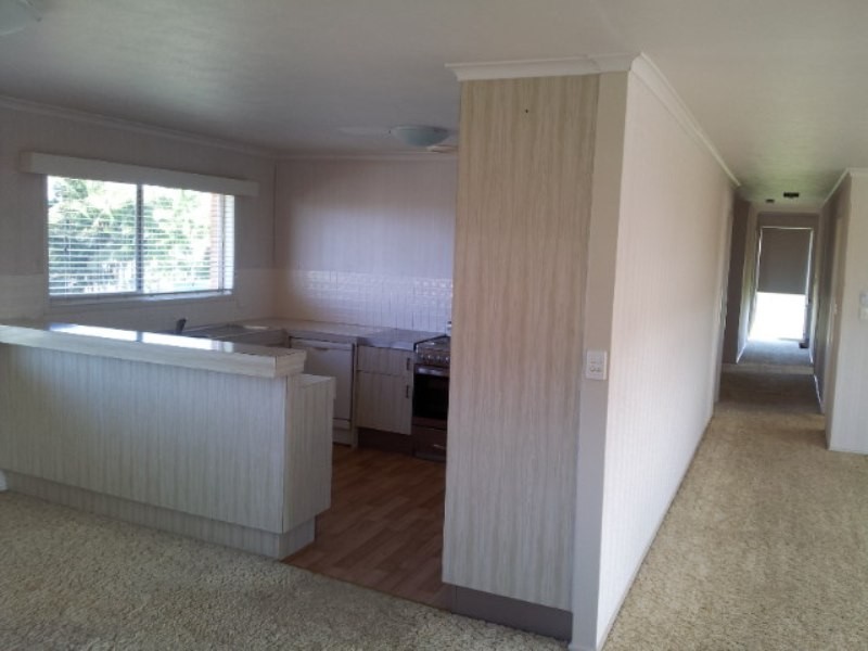 221 Benowa Road, Benowa QLD 4217